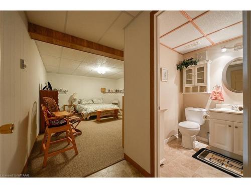 18 Wilkins Crescent, Tillsonburg, ON - Indoor Photo Showing Bathroom