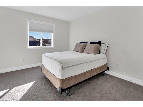 27 Muma Street, Drumbo, ON - Indoor Photo Showing Bedroom