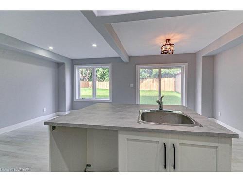 20 Bain Street, Woodstock, ON - Indoor Photo Showing Kitchen