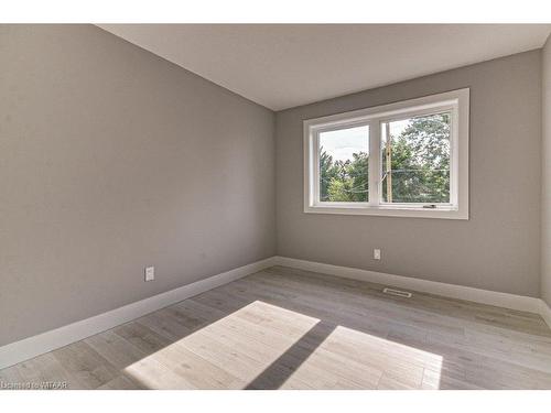 22 Bain Street, Woodstock, ON - Indoor Photo Showing Other Room