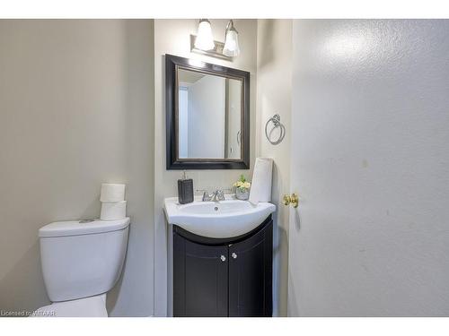 149 Deveron Crescent, London, ON - Indoor Photo Showing Bathroom