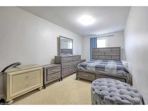 149 Deveron Crescent, London, ON - Indoor Photo Showing Bedroom