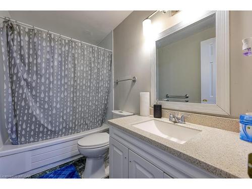 149 Deveron Crescent, London, ON - Indoor Photo Showing Bathroom