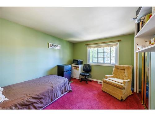 4 Camdon Court, Tillsonburg, ON - Indoor Photo Showing Bedroom