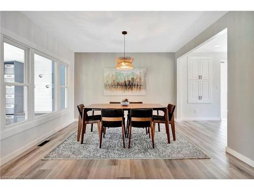 584455 Beachville Road, Beachville, ON - Indoor Photo Showing Dining Room