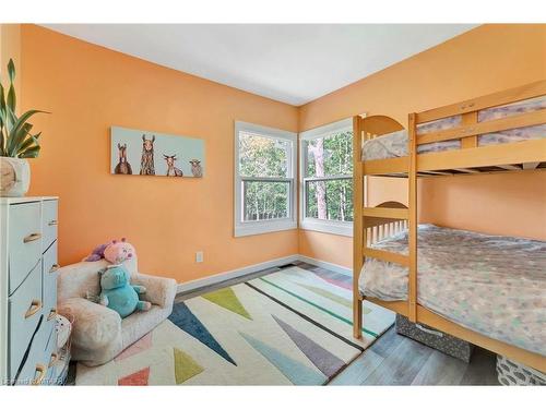 584455 Beachville Road, Beachville, ON - Indoor Photo Showing Bedroom