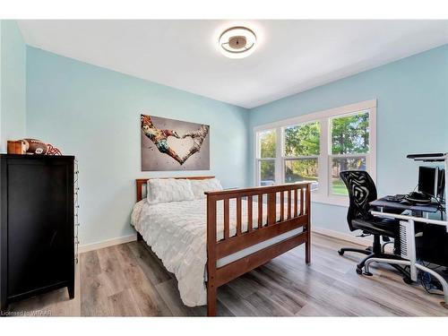 584455 Beachville Road, Beachville, ON - Indoor Photo Showing Bedroom