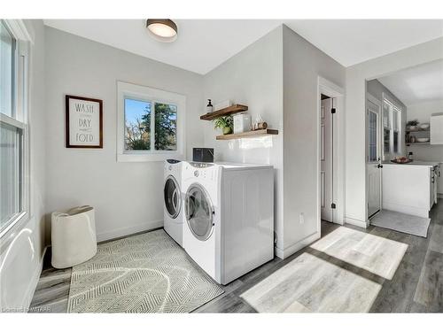 584455 Beachville Road, Beachville, ON - Indoor Photo Showing Laundry Room