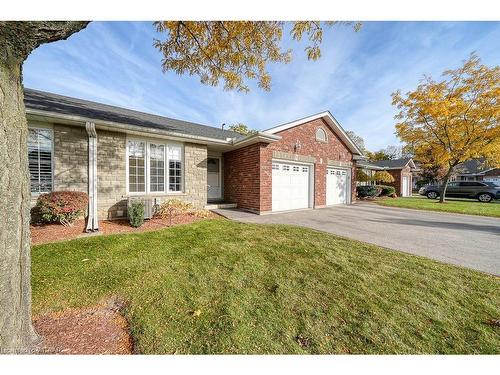 18-53 Herons Landing Crescent, Woodstock, ON - Outdoor