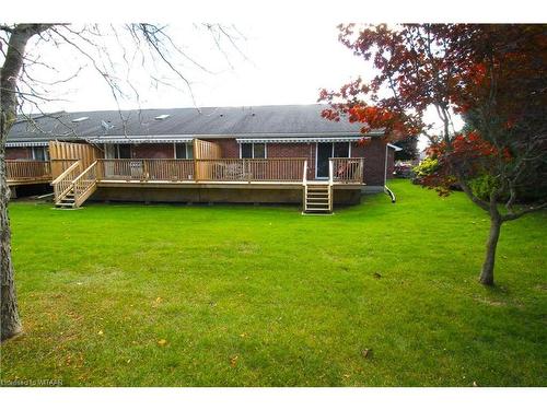 5-150 Oak Street, Simcoe, ON - Outdoor With Deck Patio Veranda With Backyard