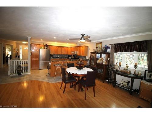 5-150 Oak Street, Simcoe, ON - Indoor Photo Showing Dining Room