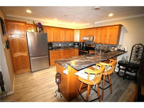 5-150 Oak Street, Simcoe, ON - Indoor Photo Showing Kitchen