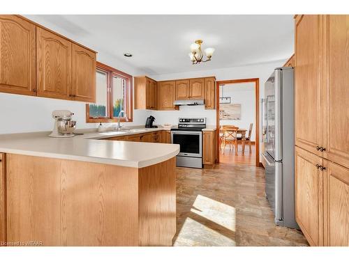 1554 Mall Road, Norfolk County, ON - Indoor Photo Showing Kitchen