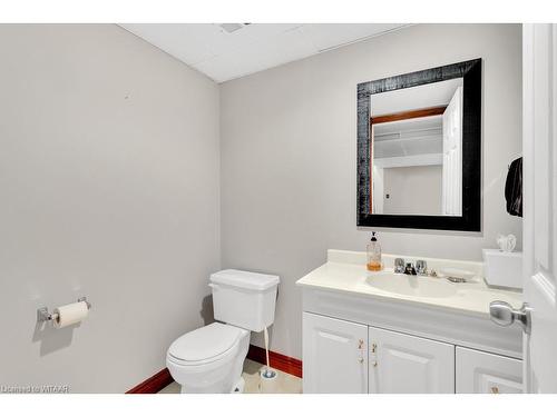 1554 Mall Road, Norfolk County, ON - Indoor Photo Showing Bathroom