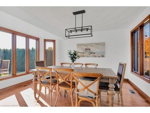 1554 Mall Road, Norfolk County, ON - Indoor Photo Showing Dining Room