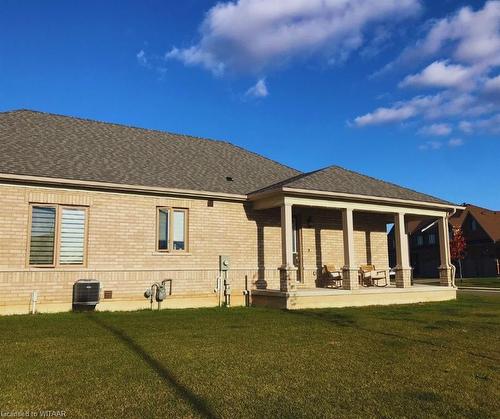 2 Harwood Street, Tillsonburg, ON - Outdoor