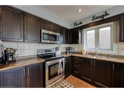 531 Champlain Avenue, Woodstock, ON - Indoor Photo Showing Kitchen With Double Sink