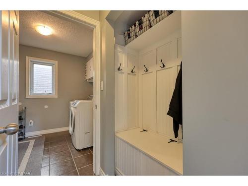 531 Champlain Avenue, Woodstock, ON - Indoor Photo Showing Laundry Room