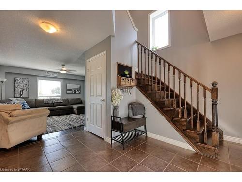 531 Champlain Avenue, Woodstock, ON - Indoor