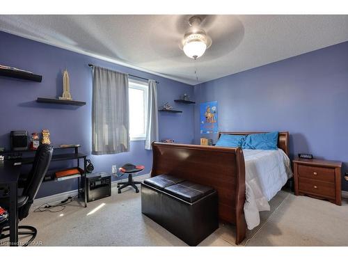 531 Champlain Avenue, Woodstock, ON - Indoor Photo Showing Bedroom