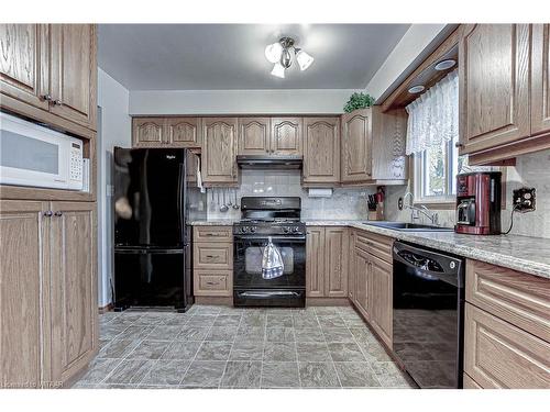 4 Cayley St Street, Norwich, ON - Indoor Photo Showing Kitchen