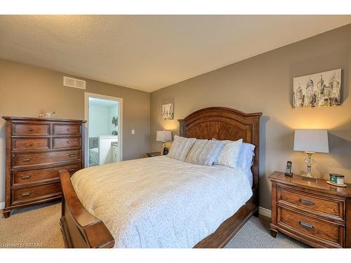 1154 Caen Avenue, Woodstock, ON - Indoor Photo Showing Bedroom