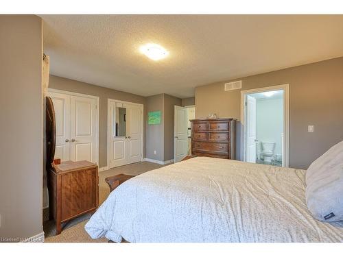 1154 Caen Avenue, Woodstock, ON - Indoor Photo Showing Bedroom