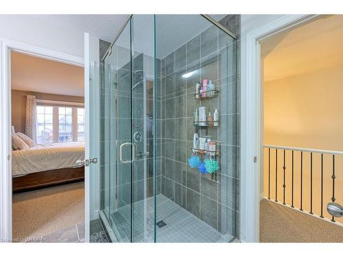 1154 Caen Avenue, Woodstock, ON - Indoor Photo Showing Bathroom