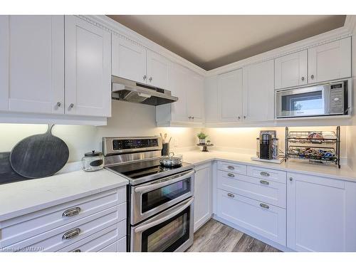 28 David Street, Ingersoll, ON - Indoor Photo Showing Kitchen