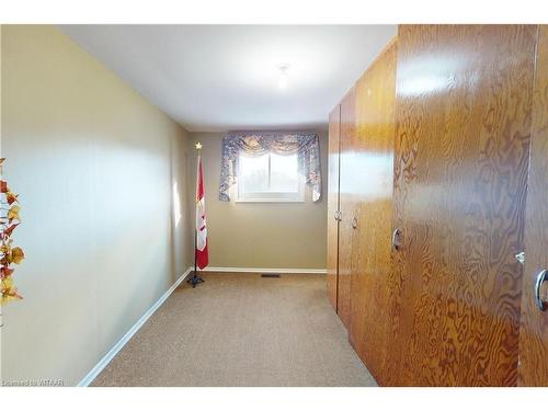 67 Main Street W, Norwich, ON - Indoor Photo Showing Other Room