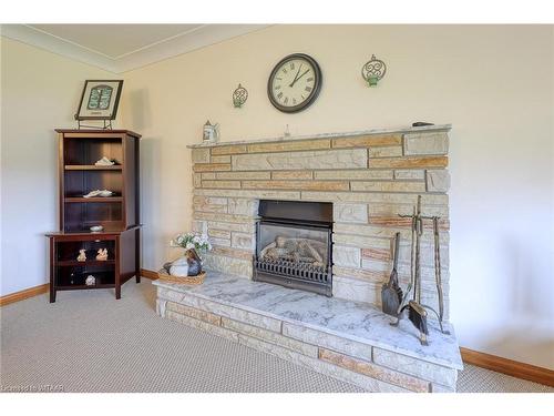 101 Brock Street E, Tillsonburg, ON - Indoor Photo Showing Living Room With Fireplace