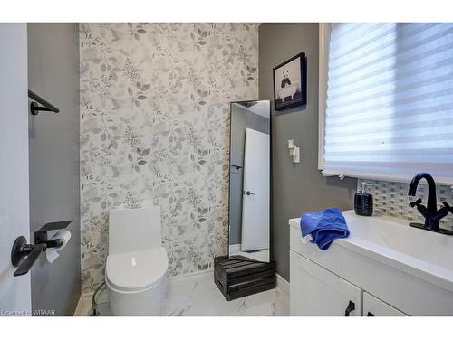 3-21 Wren Court, Tillsonburg, ON - Indoor Photo Showing Bathroom