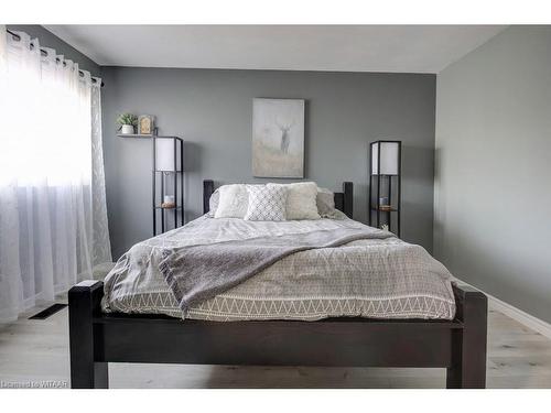 3-21 Wren Court, Tillsonburg, ON - Indoor Photo Showing Bedroom