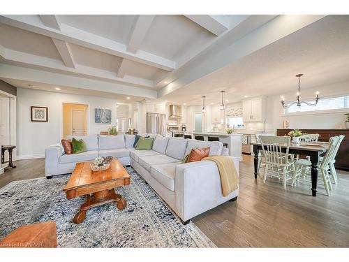 236 Tamarack Boulevard, Woodstock, ON - Indoor Photo Showing Living Room