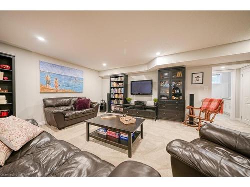 236 Tamarack Boulevard, Woodstock, ON - Indoor Photo Showing Living Room