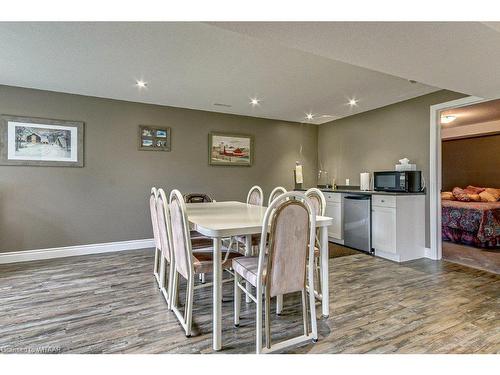 233 Wedgewood Drive, Woodstock, ON - Indoor Photo Showing Dining Room