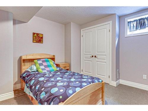 233 Wedgewood Drive, Woodstock, ON - Indoor Photo Showing Bedroom