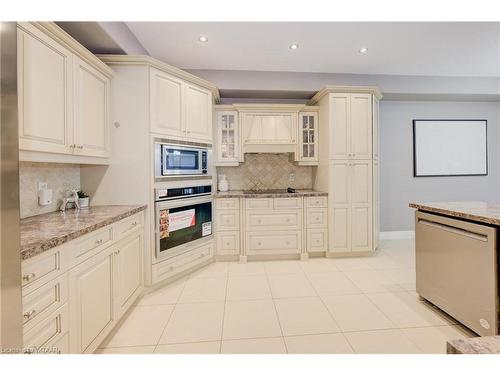 45 Poldon Drive, Norwich, ON - Indoor Photo Showing Kitchen