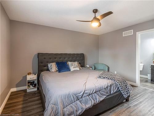 675 Elizabeth Street, Woodstock, ON - Indoor Photo Showing Bedroom