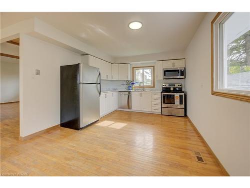 745160 Oxford Road 17 Road, Woodstock, ON - Indoor Photo Showing Kitchen