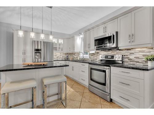 325602 Norwich Road, Norwich, ON - Indoor Photo Showing Kitchen With Upgraded Kitchen