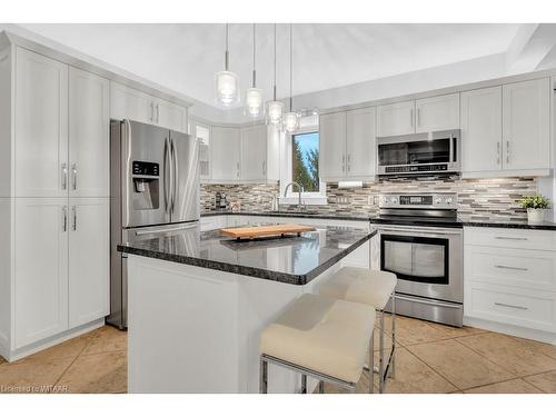 325602 Norwich Road, Norwich, ON - Indoor Photo Showing Kitchen With Upgraded Kitchen