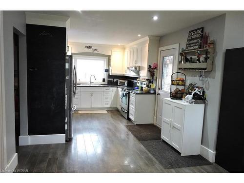 16 Main Street E, Norwich, ON - Indoor Photo Showing Kitchen