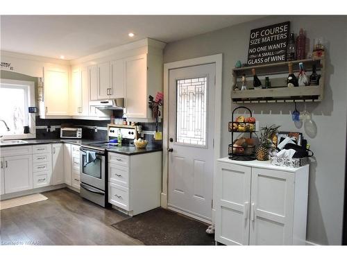 16 Main Street E, Norwich, ON - Indoor Photo Showing Kitchen