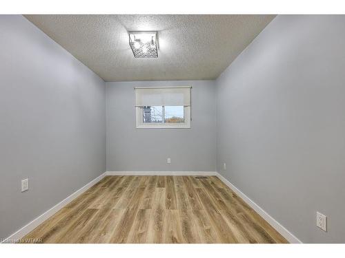 31-280 Thaler Avenue, Kitchener, ON - Indoor Photo Showing Other Room