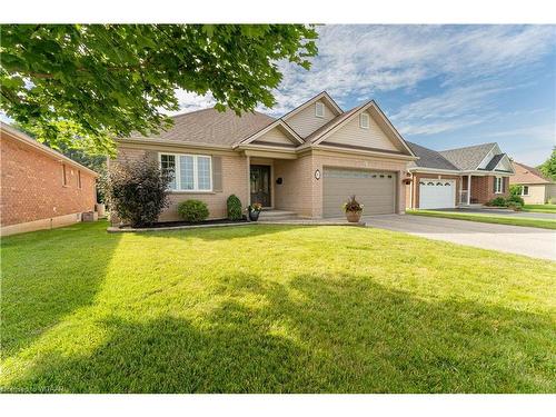 90 Weston Drive, Tillsonburg, ON - Outdoor With Facade