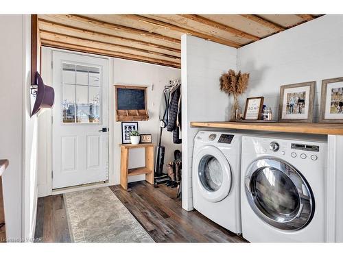 13 - 15 Barker Street, Tillsonburg, ON - Indoor Photo Showing Laundry Room