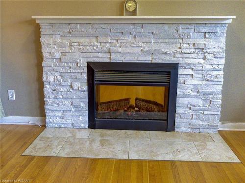 90 Earlscourt Crescent, Woodstock, ON - Indoor Photo Showing Living Room With Fireplace