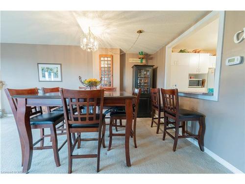 8-19 Wren Court, Tillsonburg, ON - Indoor Photo Showing Dining Room