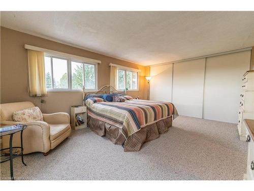 8-19 Wren Court, Tillsonburg, ON - Indoor Photo Showing Bedroom